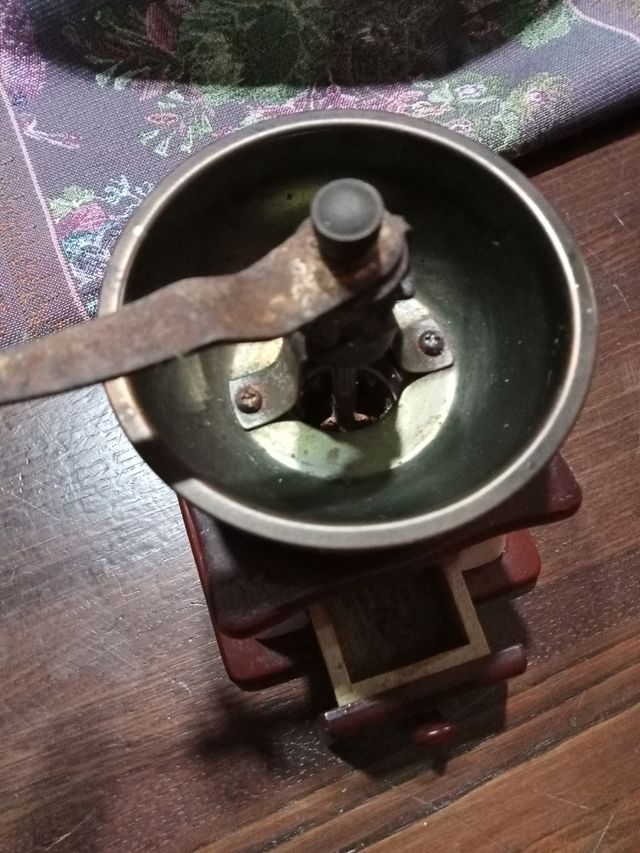 Macinino da caffe anni 70