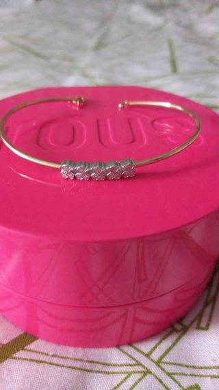Pulsera rígida TOUS   oro y diamantes 