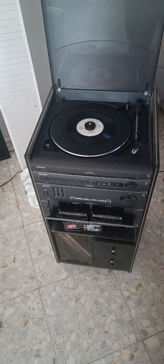 Reproductor de tocadiscos y cassete