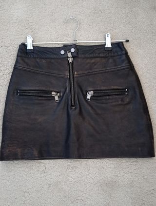 Falda de cuero Stradivarius