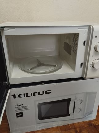 Microondas Taurus 20L