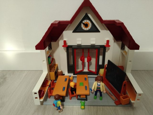 Escuela Playmobil