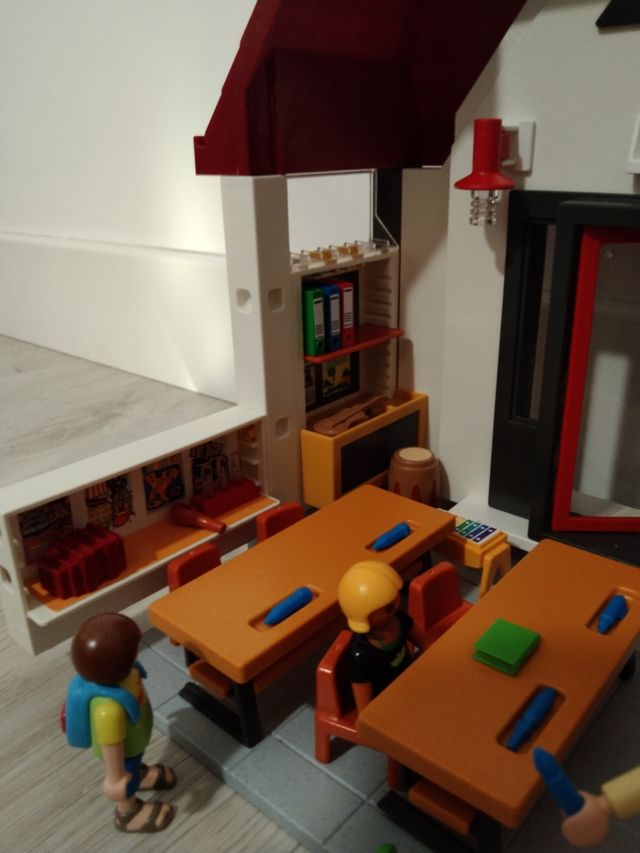 Escuela Playmobil
