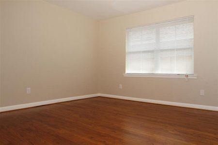 Pintura, alisado, interior y exterior.