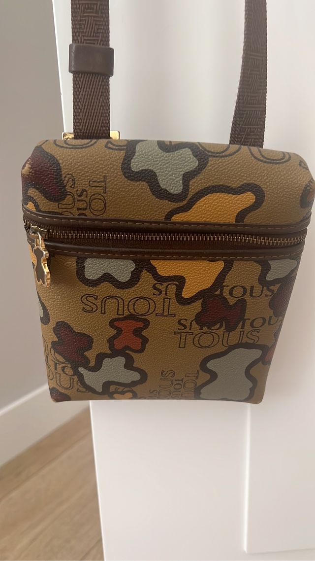 Bolso bandolera pequeño tous