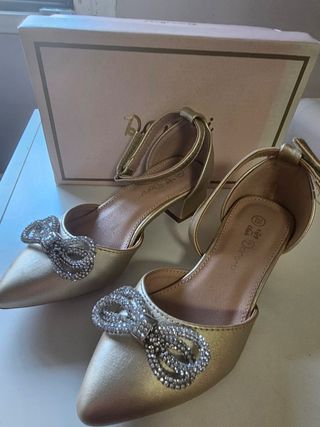 Zapatos de tacón para niña