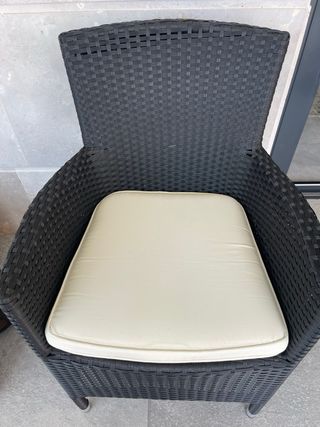 Conjunto mesa extensible y sillas de jardín