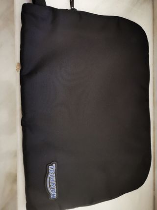Funda protectora Triumph