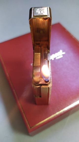 Mechero Dupont chapado en oro. Años 90.