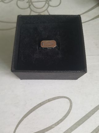 Anillo con cuchilla