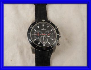 RELOJ JUVENIL KRONOS DE ACERO. FUNCIONA