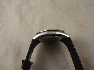 RELOJ JUVENIL KRONOS DE ACERO. FUNCIONA