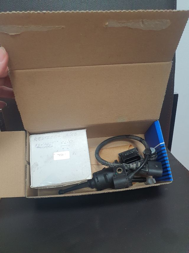 Bomba de embrague y Sensor árbol de leva