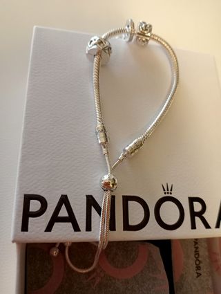 Bracciale e charm Pandora nuovi