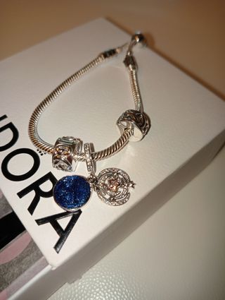 Bracciale e charm Pandora nuovi