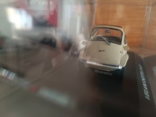 Coche Velam Isetta 1957 escala 1:43