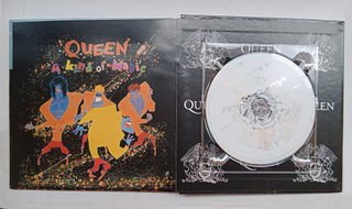 Queen - A kind Magic libro cd