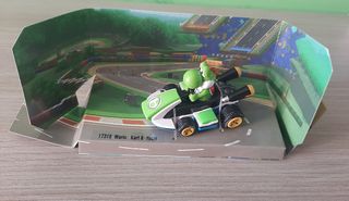 Mario Kart 8 Yoshi