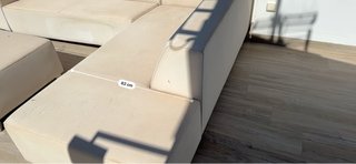 Conjunto sofas y mesa exterior