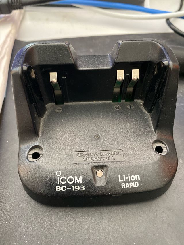 Argador Walky emisora Icom