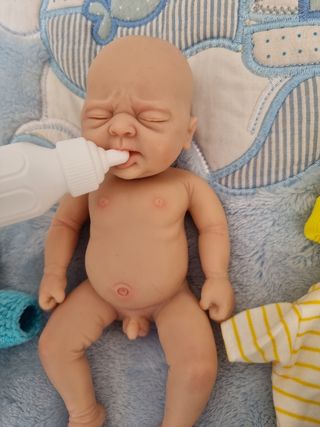 Bebe niño silicona blanda platino 