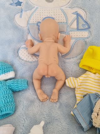 Bebe niño silicona blanda platino 