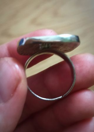 Anillo bisutería cuadrado