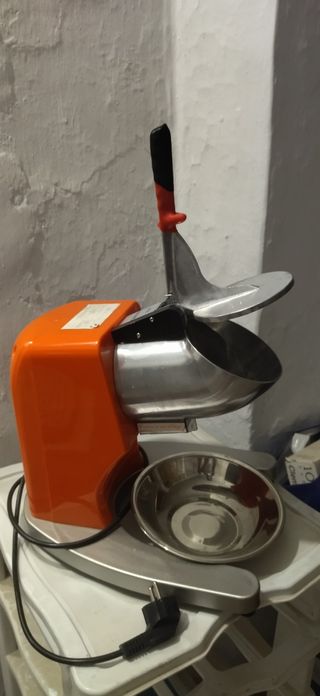 Maquina de picar hielo