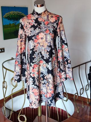 Vestito donna fantasia. Zara. 42