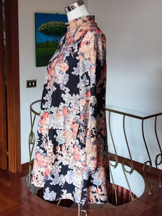 Vestito donna fantasia. Zara. 42