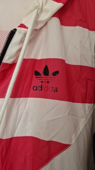 Chaqueta cortavientos mujer