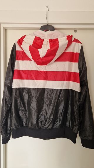 Chaqueta cortavientos mujer