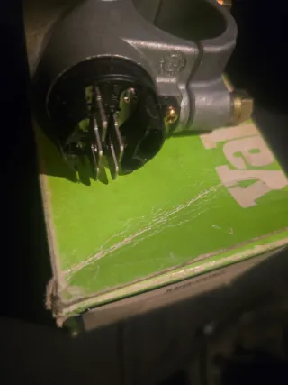 Clausor nissan vanette 1988