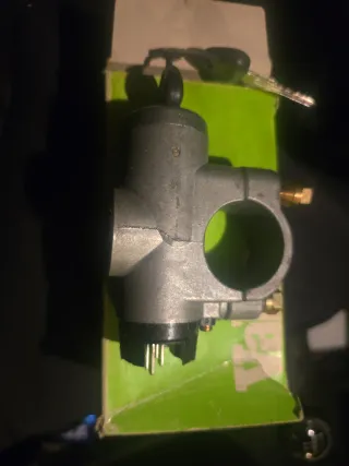 Clausor nissan vanette 1988