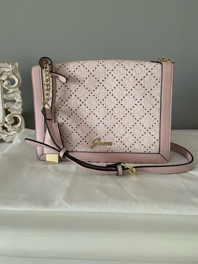 Bolso Guess rosa