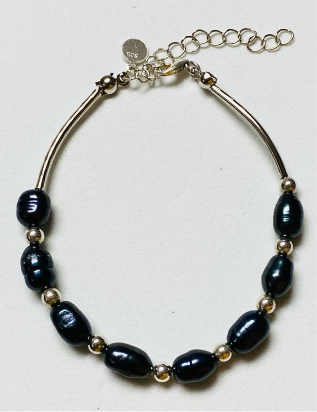 Pulsera con perlas negras en plata de ley 925