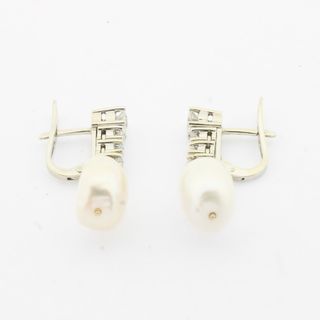 Pendientes oro con brillantes y perla