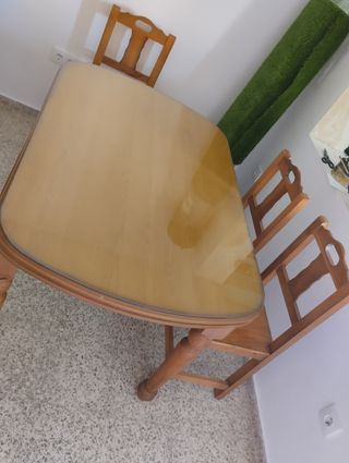 Mesa comedor con cristal y 6 sillas