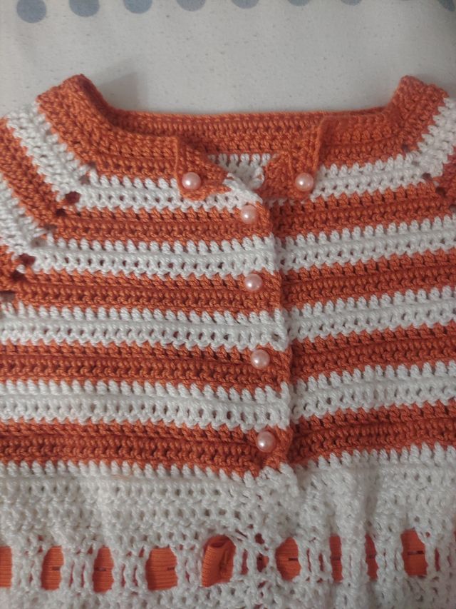 Traje de niña HECHO A MANO DE CALIDAD