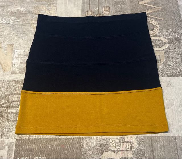 Lote 4 mini faldas elasticas talla S