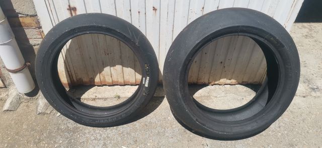 Neumaticos slicks