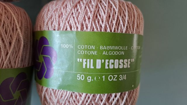 9 gomitoli di cotone n.5. Phildar