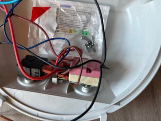 Componentes electricos de termos electricos