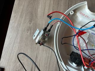Componentes electricos de termos electricos