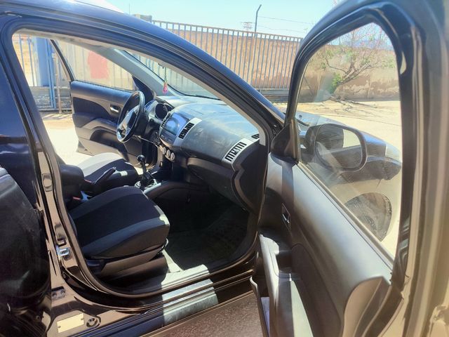 Citroen C-Crosser 2009