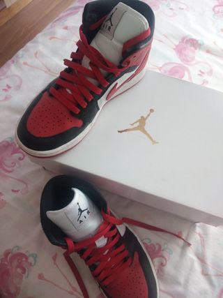 Zapatillas Jordan Air 1 Mid