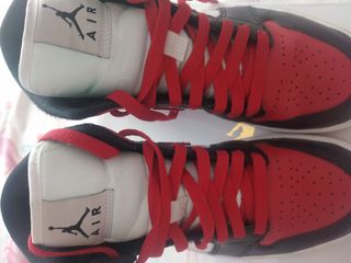 Zapatillas Jordan Air 1 Mid