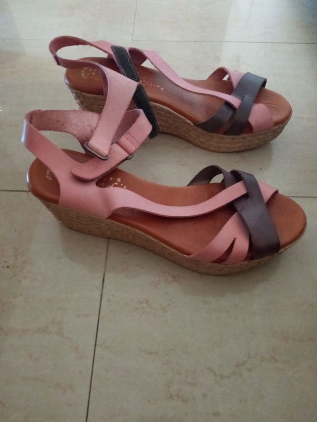 Sandalias cuña y 41