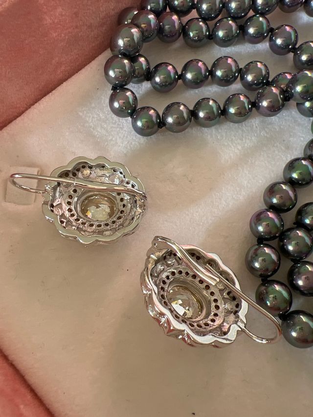 Parure collana e orecchini