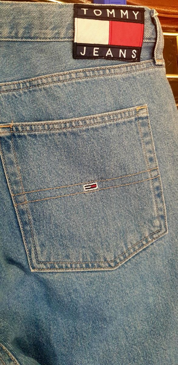 TOMMY JEANS ORIGINAL A ESTRENAR W34 DE U.S.A